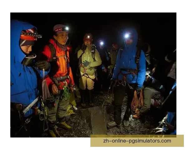 探险之巅：挑战极限，登山直播纪实